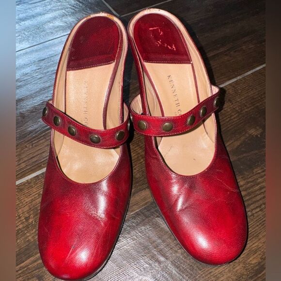 Kenneth Cole Red Leather Mary Jane Heels w/ Stud Strap “Ginger Snap” Sz 8.5M - Picture 5 of 5
